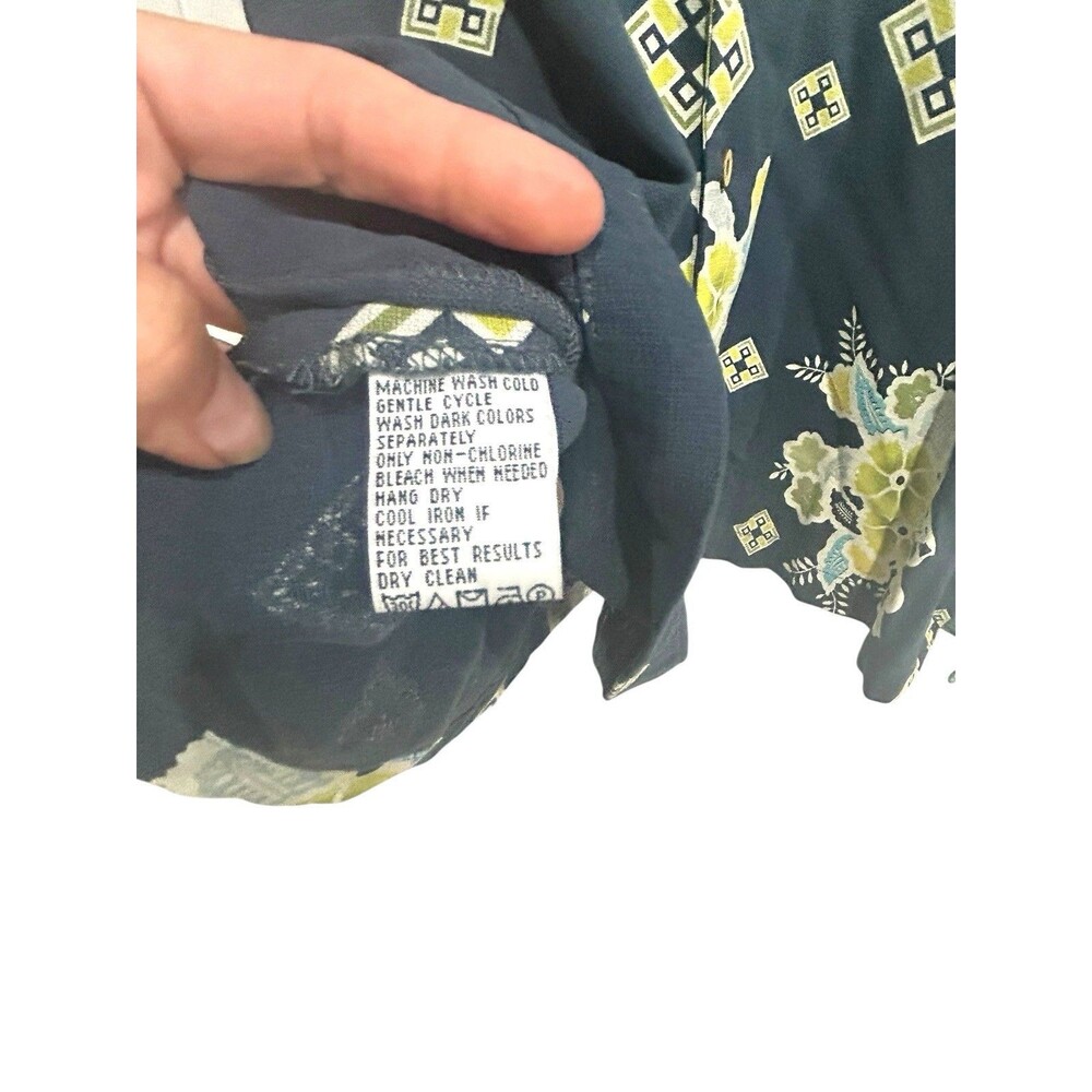 Tommy Bahama Mens 2XL All Over Print Floral Tropical Short Sleeve Silk Shirt - Picture 5 of 8